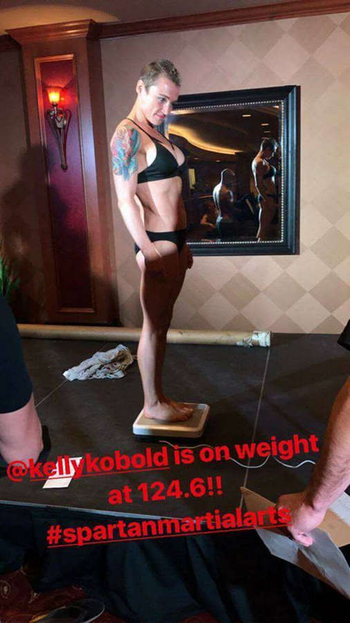 Kelly Kobold Feet