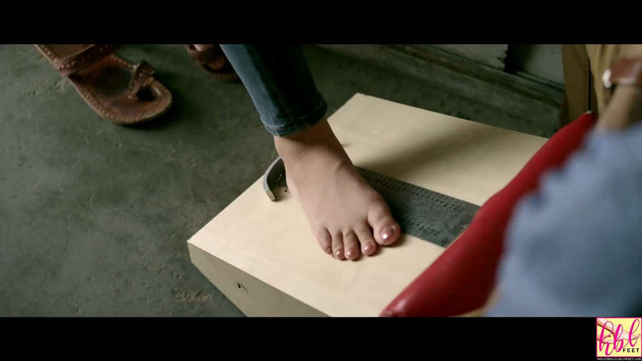 Shivani Raghuvanshi Feet