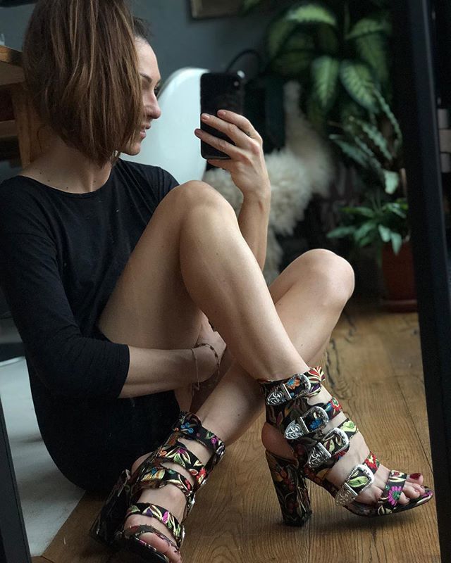 Alexandra Orviska Feet