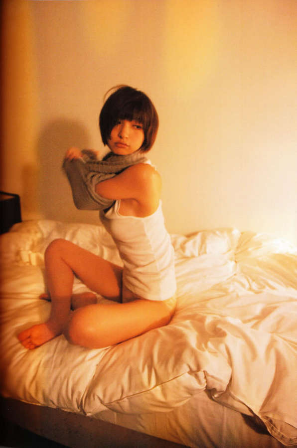 Mariko Shinoda Feet