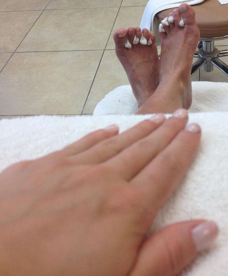 Bella Reese Feet