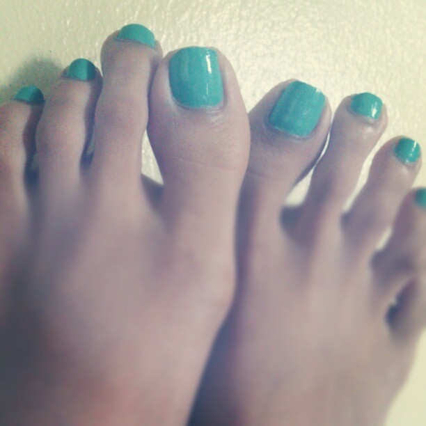 Ariella Arida Feet