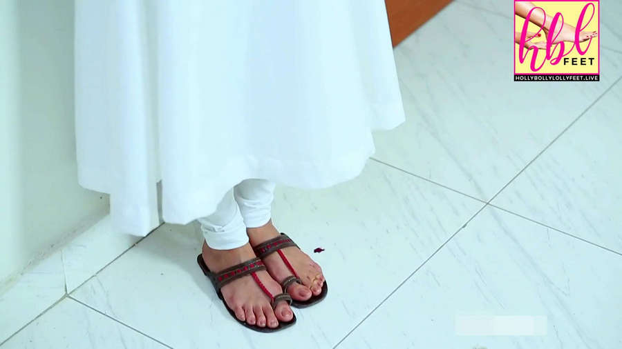 Sehar Afzal Feet