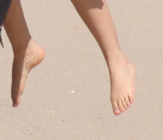 Marjorie Estiano Feet