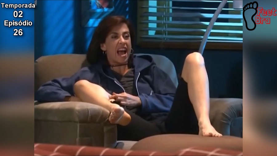 Fernanda Torres Feet