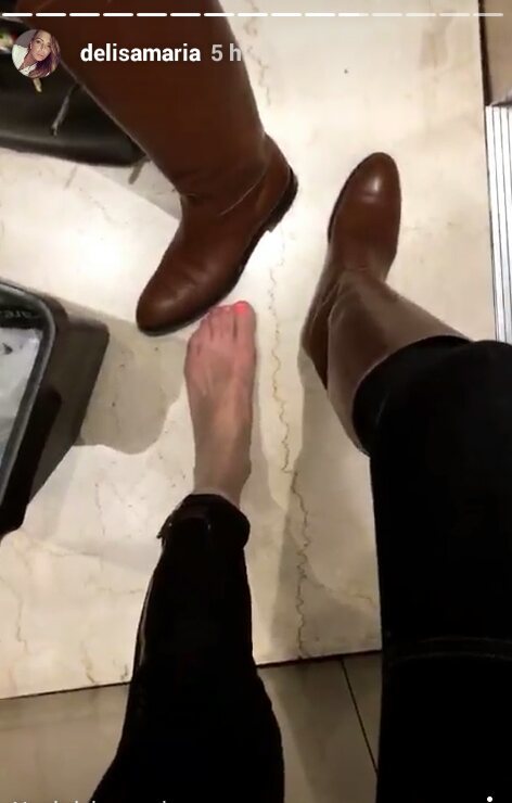 Delisa Varik Feet