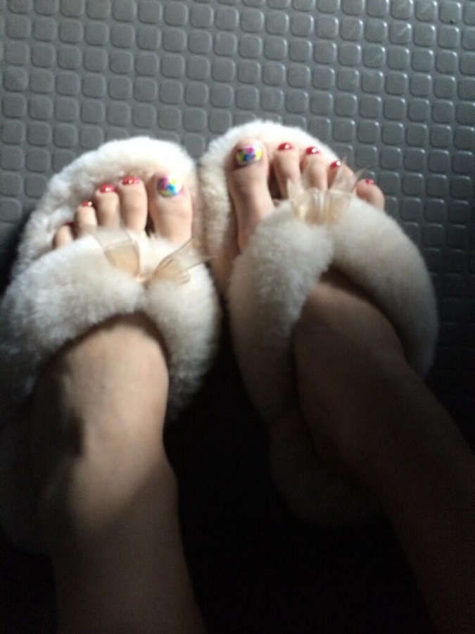 Aki Takajo Feet