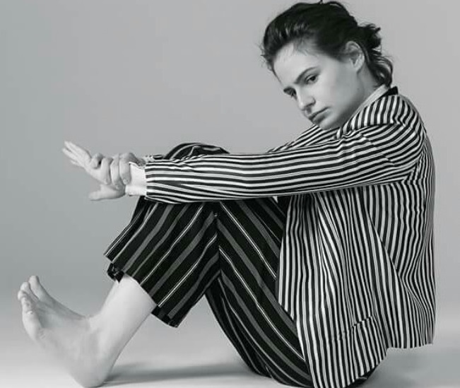 Christine And The Queens Feet