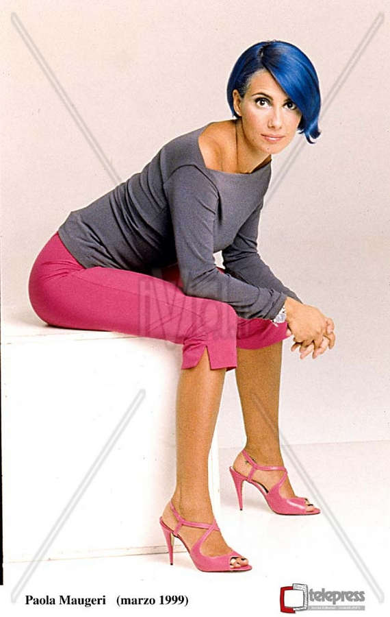 Paola Maugeri Feet