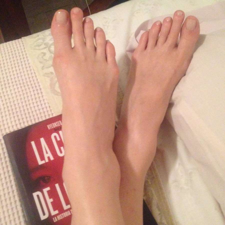 Maria Helena Doering Feet
