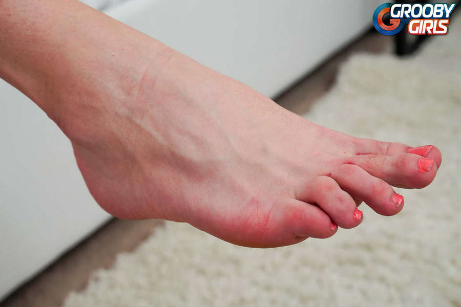 Nikki Vicious Feet