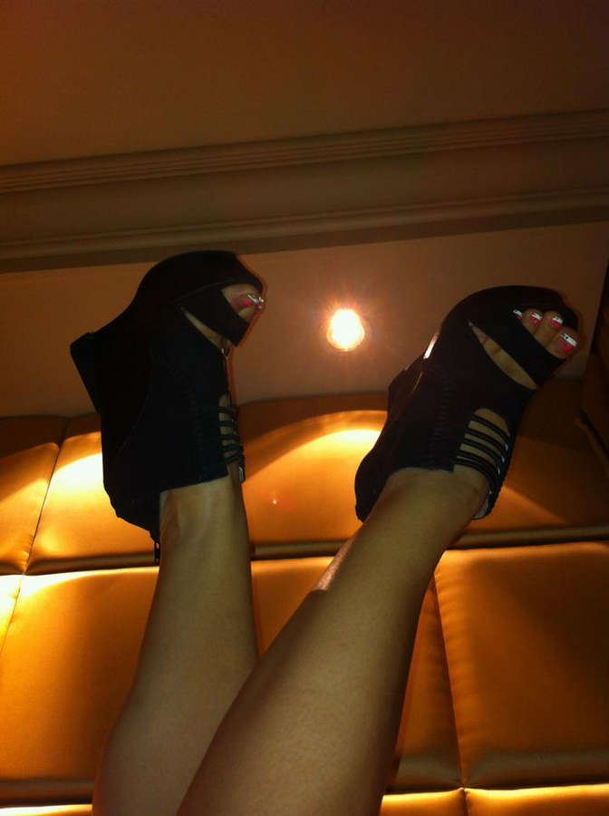 Michelle Yee Feet