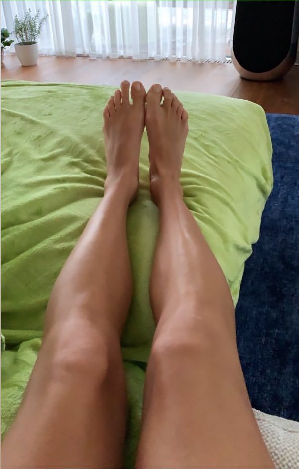 Ivana Surovcova Feet