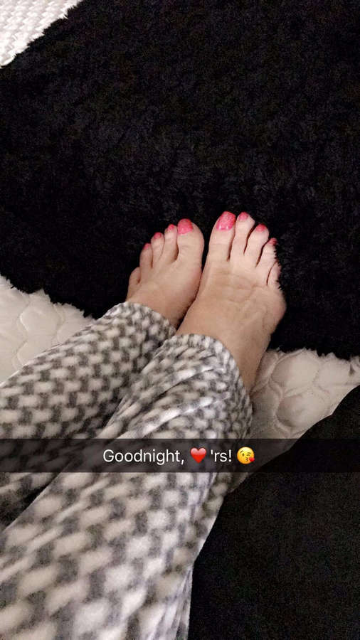Erotic Nikki Feet
