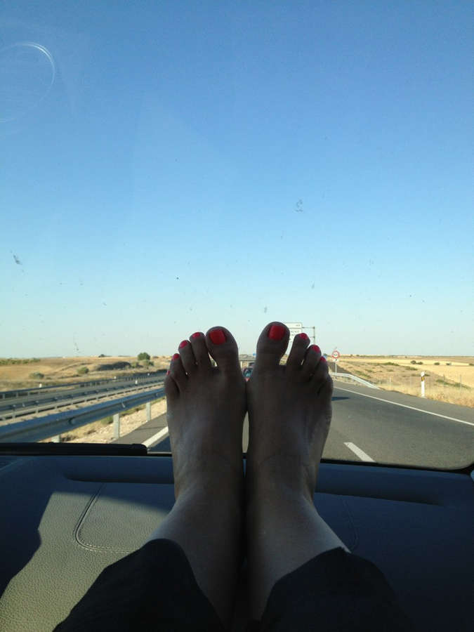 Nuria Roca Feet