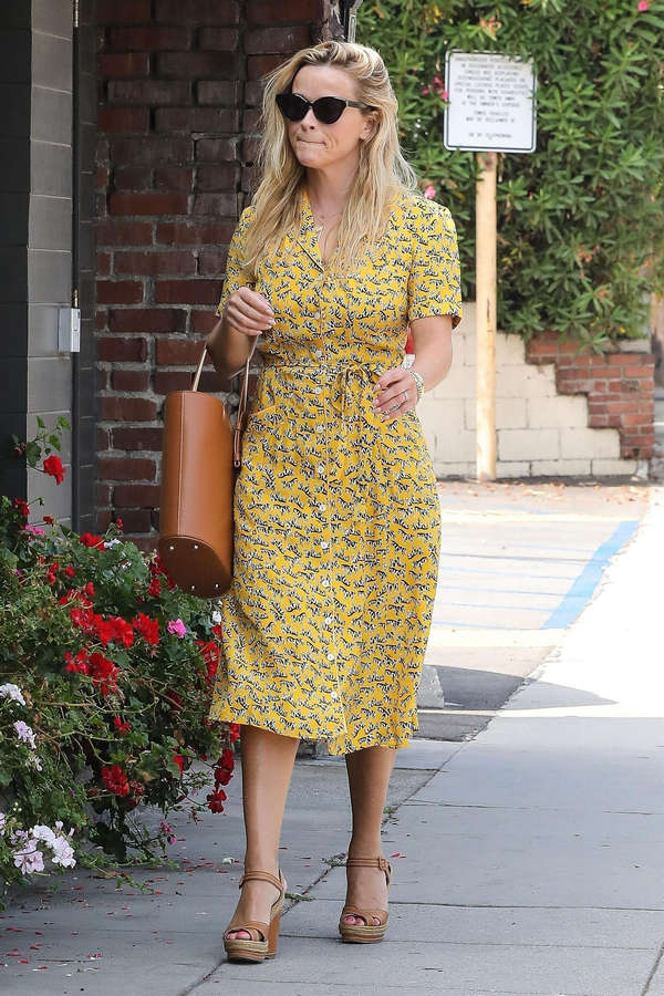 Reese Witherspoon Feet
