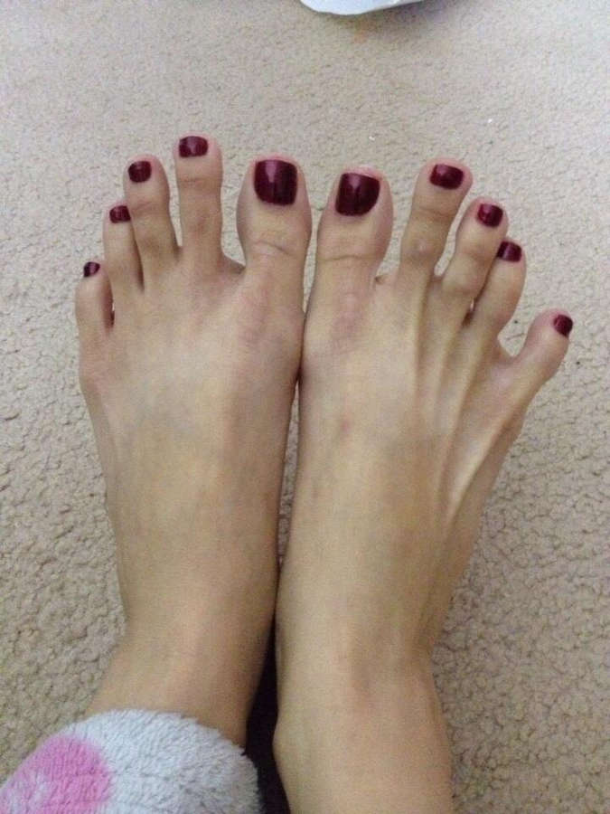 Asia Zo Feet