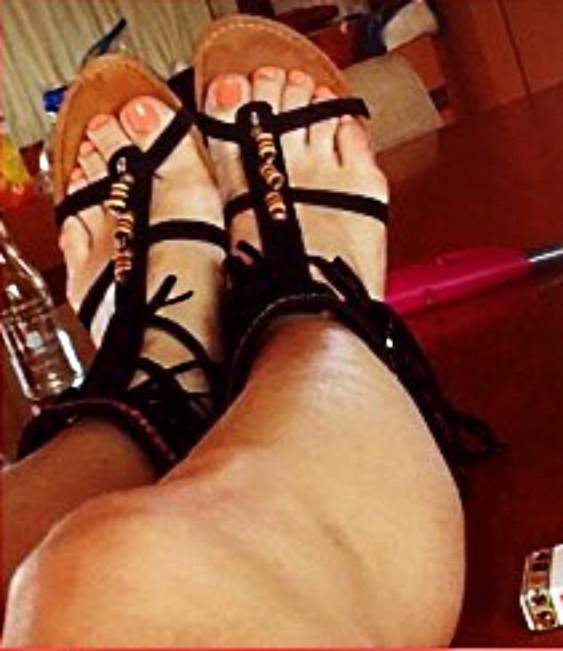 Maja Nikolic Feet