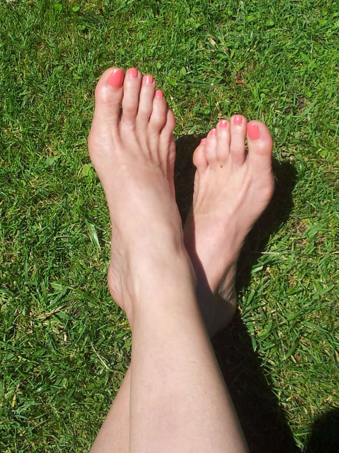 Judit Masco Feet