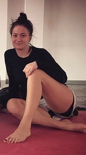Karolina Kowalkiewicz Feet