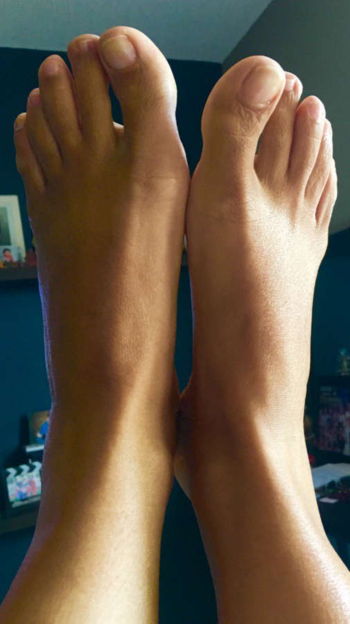 Ana Sobero Feet