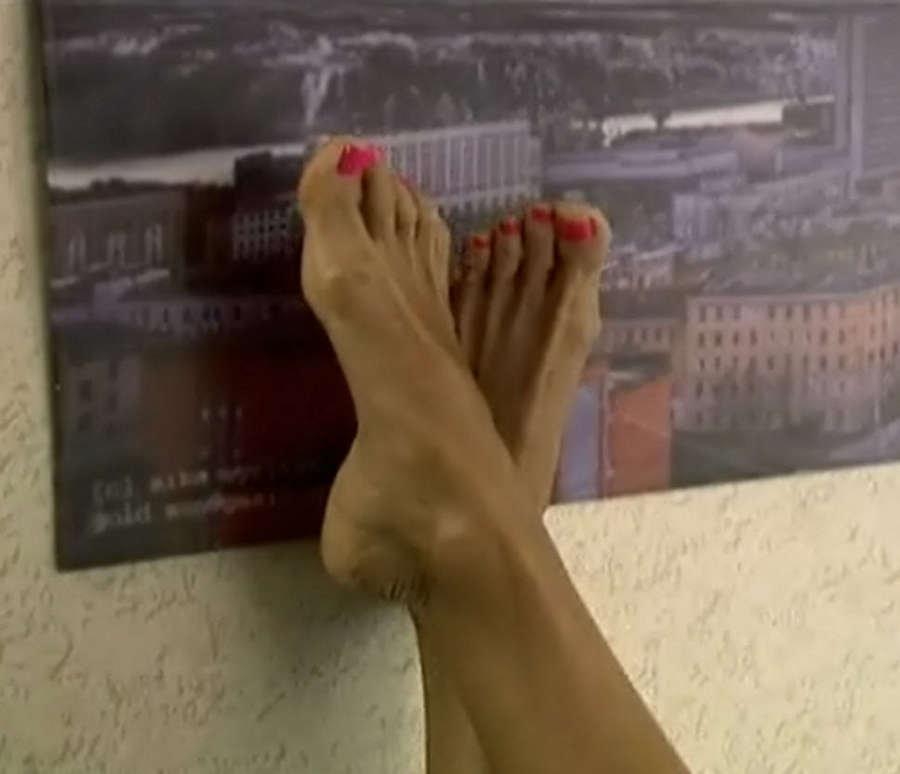 Evelina Bledans Feet