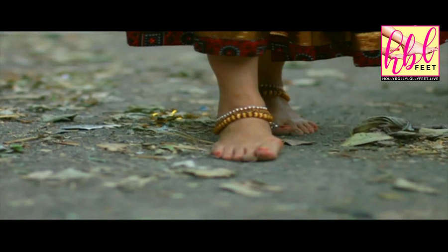 Bushra Ansari Feet