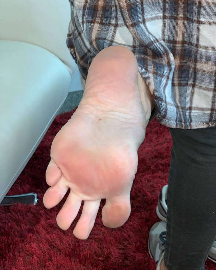 Kyle Unfug Feet