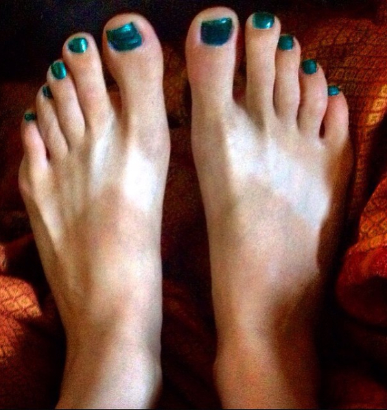 Elissa Dowling Feet