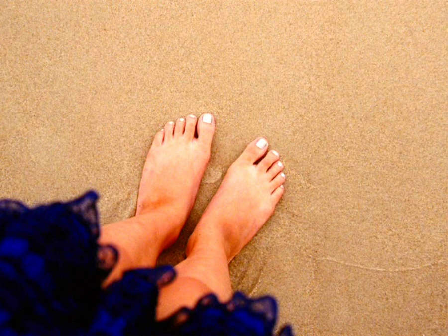 Sara Paxton Feet