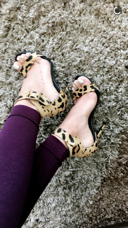 Erica Mena Feet