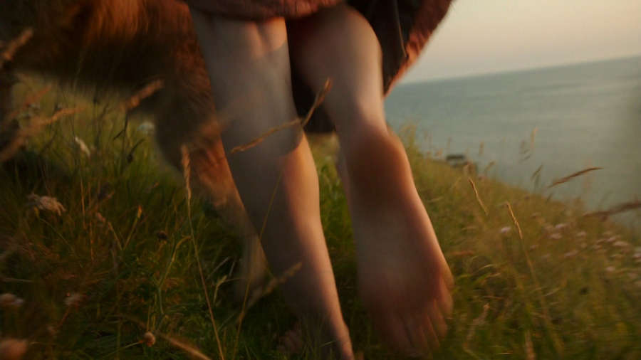 Eleanor Tomlinson Feet