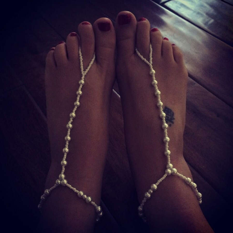 Sarah Peachez Feet