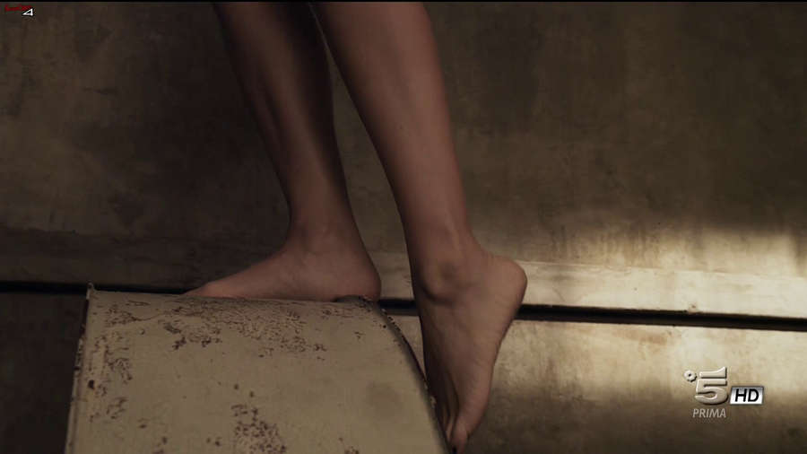 Anna Safroncik Feet
