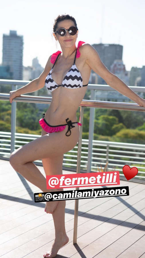 Fernanda Metilli Feet