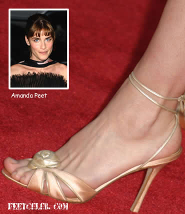 Amanda Peet Feet