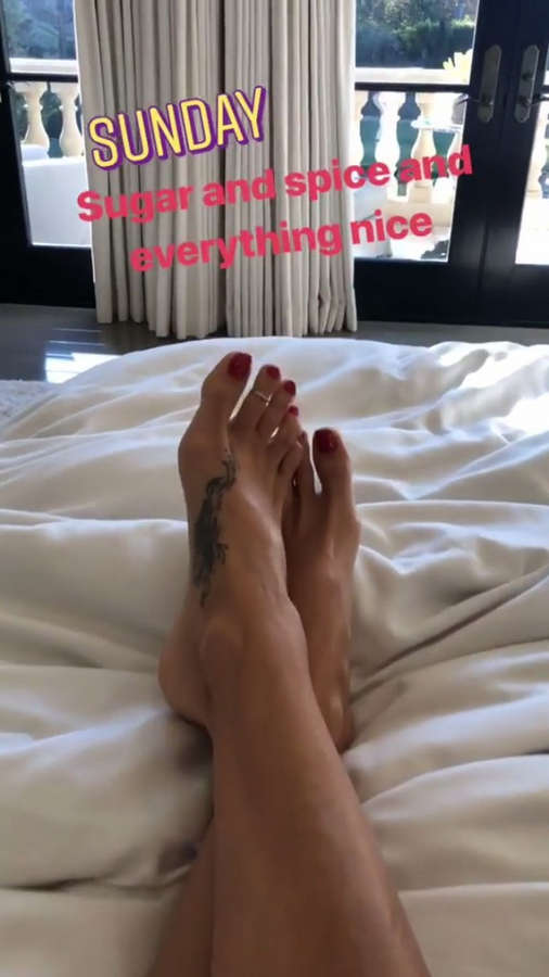 Brooke Burke Feet