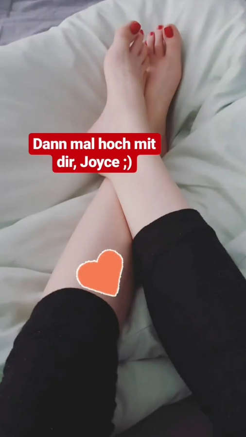 Joyce Ilg Feet