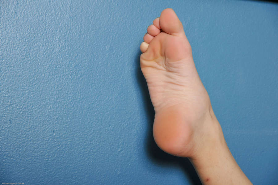 Alexis Venton Feet