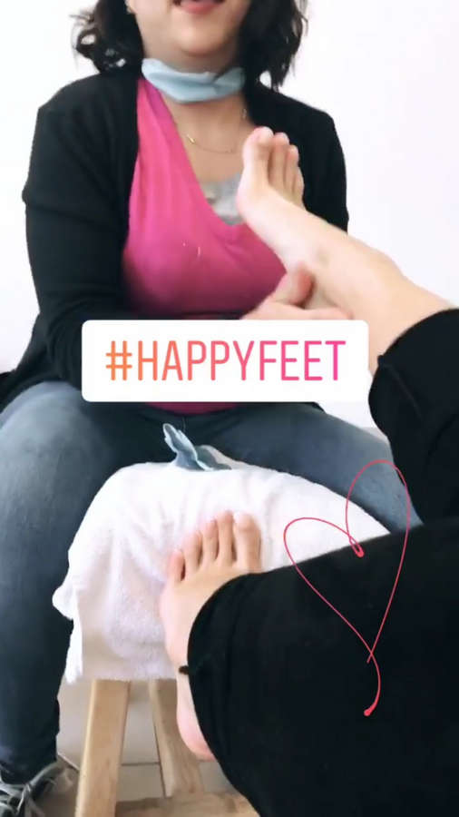 Lois Hoeboer Feet