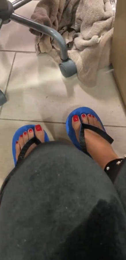 Miss Mulatto Feet