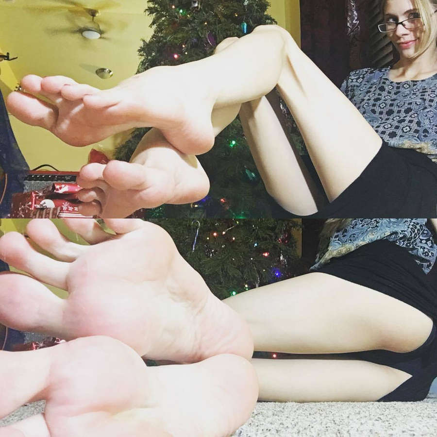 Goddess Kyaa Feet