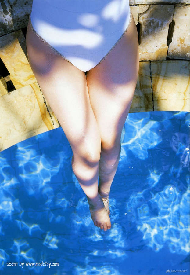 Rina Akiyama Feet