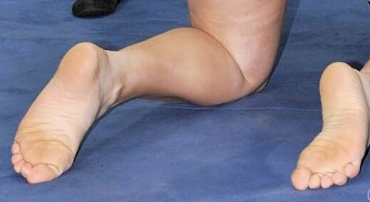 Santana Garrett Feet