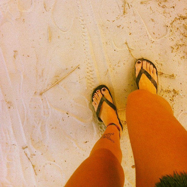 Gabriela Mendes Feet
