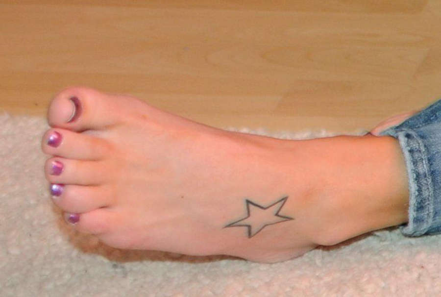 Tina Kaiser Feet