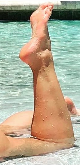 Viviana Gibelli Feet