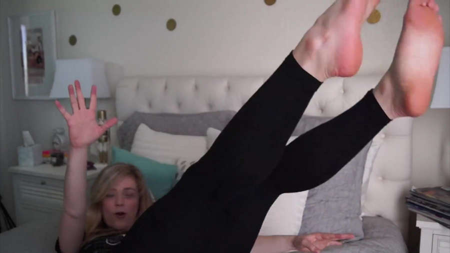 Kelsey Impicciche Feet