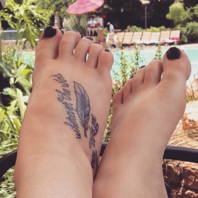 Arielle Ingrassia Smith Feet