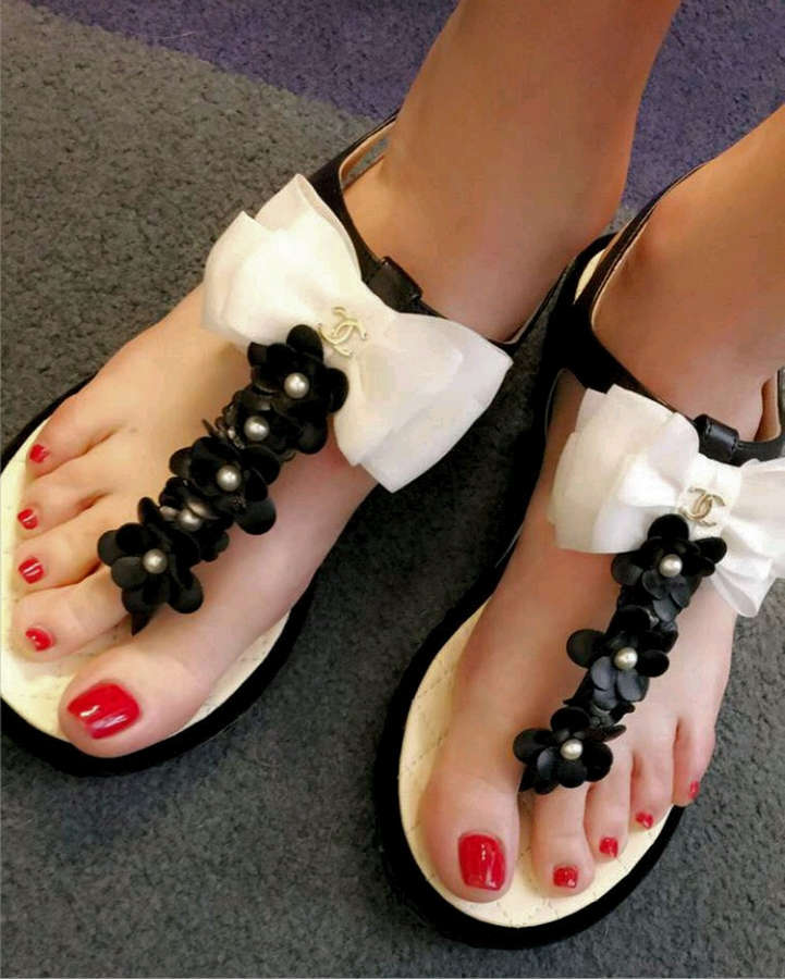 Chelsea Chanel Dudley Feet